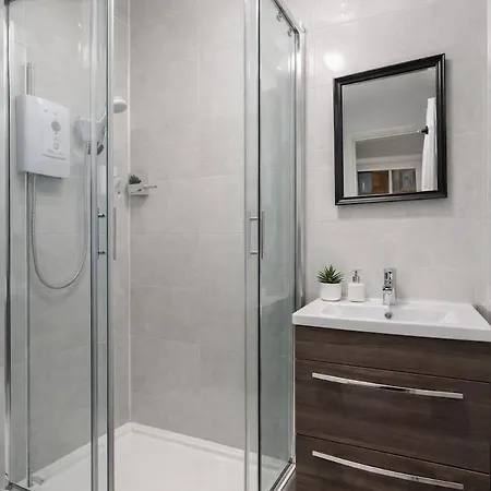 Lux Apt, Temple Bar River View Dublin